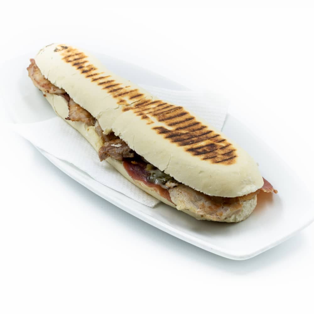 Serranito de Pollo o Cerdo